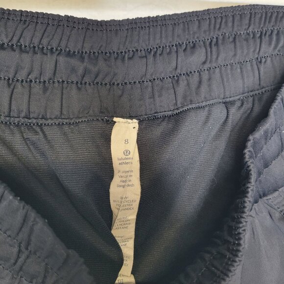 Lululemon Women's Size 8 Lined Running Shorts Black - Picture 4 of 5
